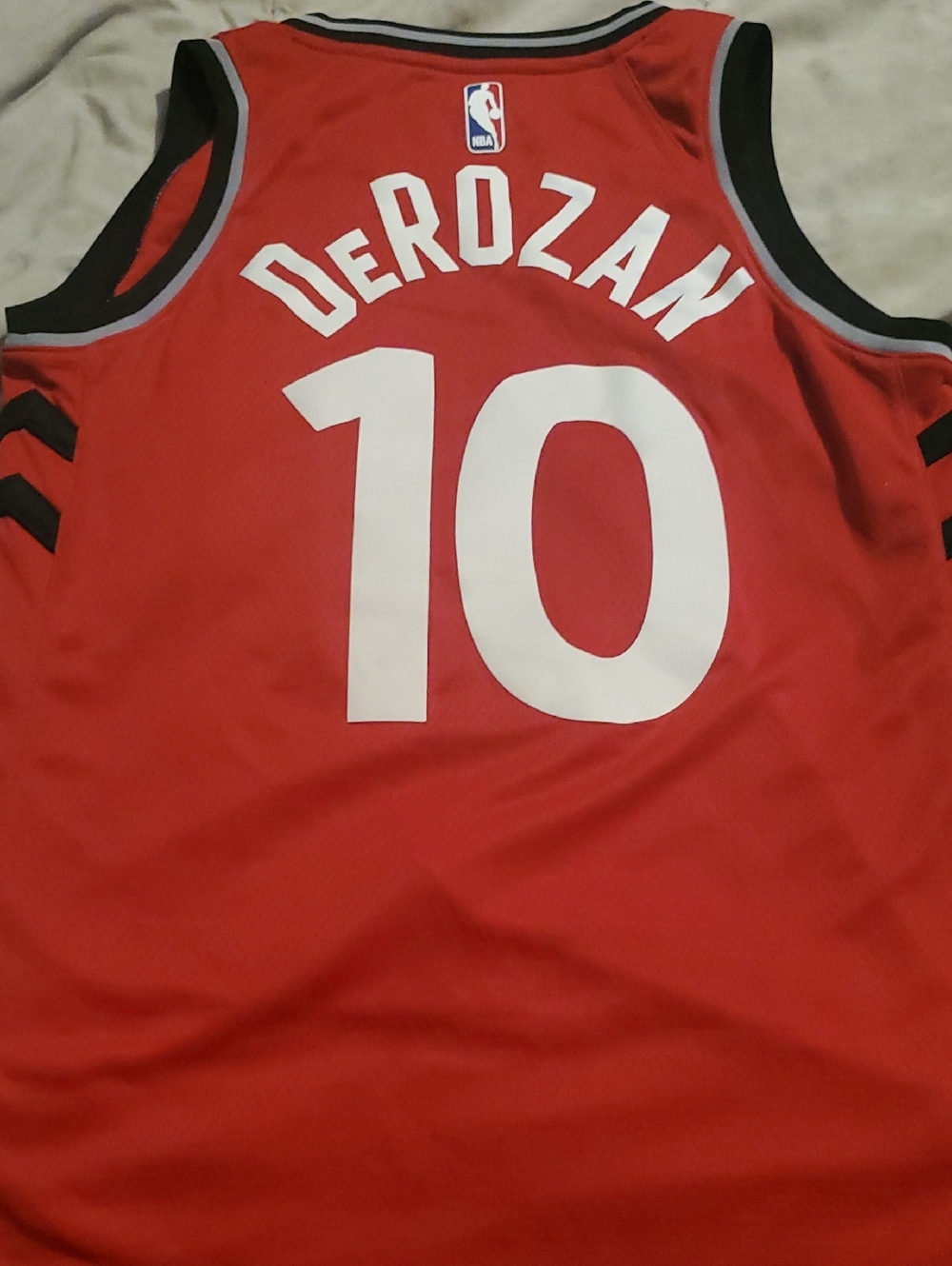 NBA Toronto Raptors Demar DeRozan Nike Swingman Jersey...🏀